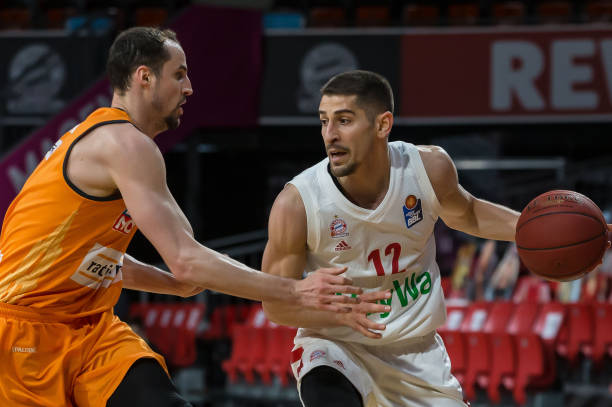 韧带撕裂的 韧带撕裂的